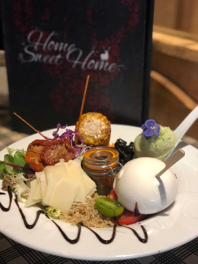 Montana Chalet Hotel & Spa ル・ソーズ エクステリア 写真